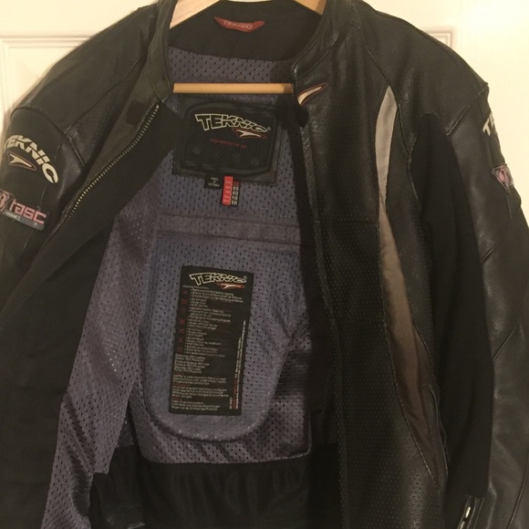 Teknic motorcycle leather jacket size 40 - Picture 3 of 7